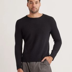 Quince Mongolian Cashmere Black Crewneck Medium